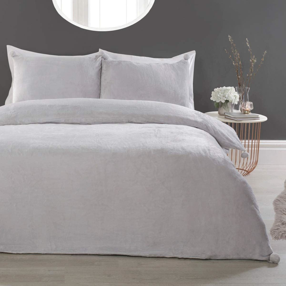 Sleepdown Pom Pom Flannel Fleece Duvet Cover Set