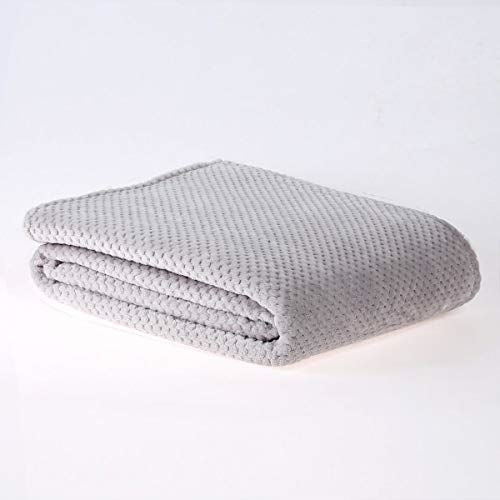 Sleepdown Oversized Waffle Honeycomb Effect Throw Blanket Silver