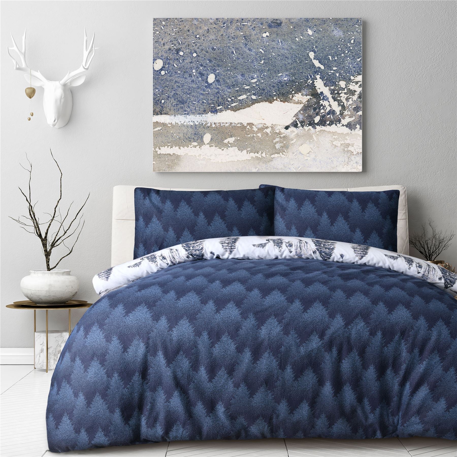 Sleepdown Stag Winter Scene Reversible Duvet Cover Set Navy with Pillowcases