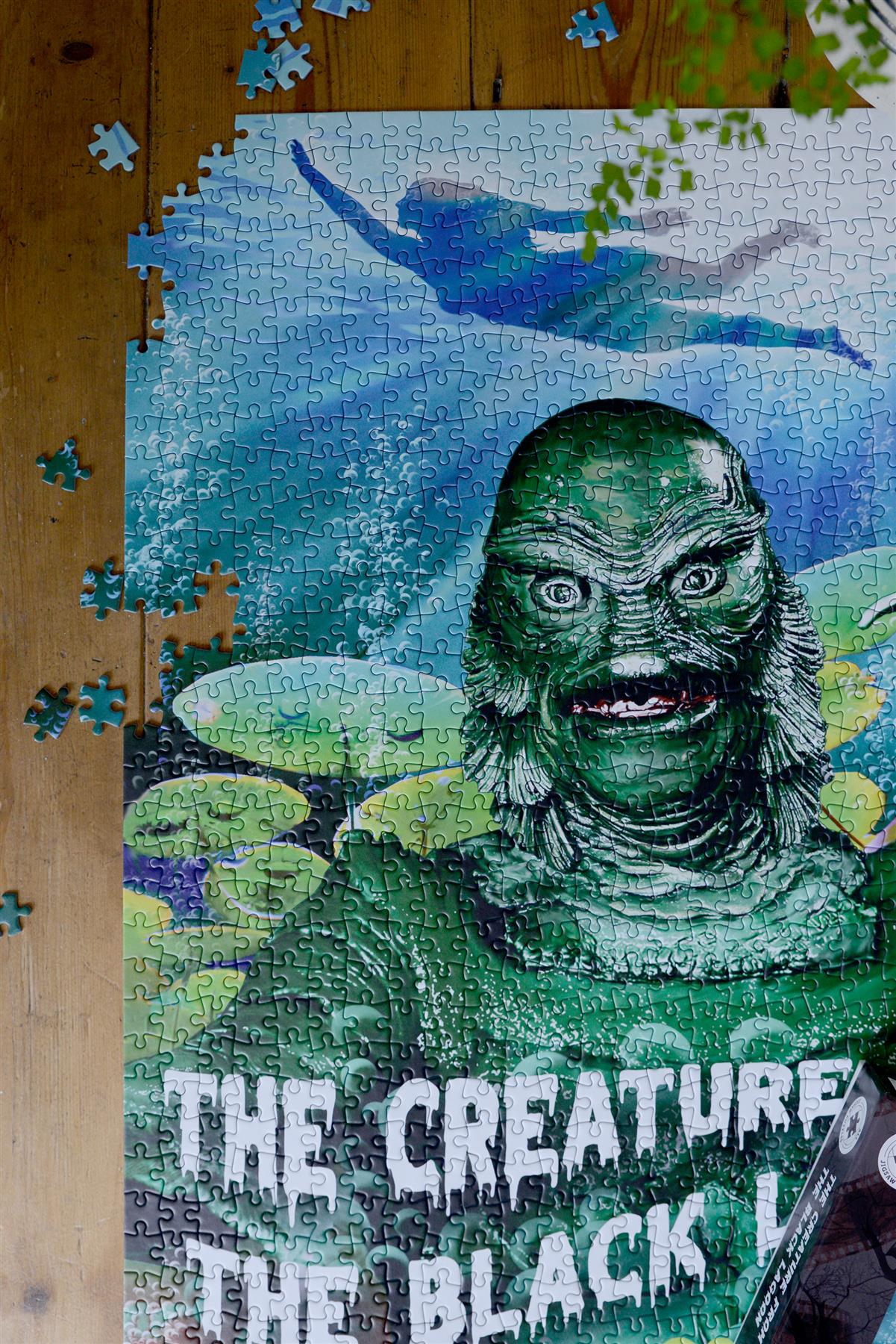 Creature from the Black Lagoon 1000-Piece Horror Jigsaw Puzzle