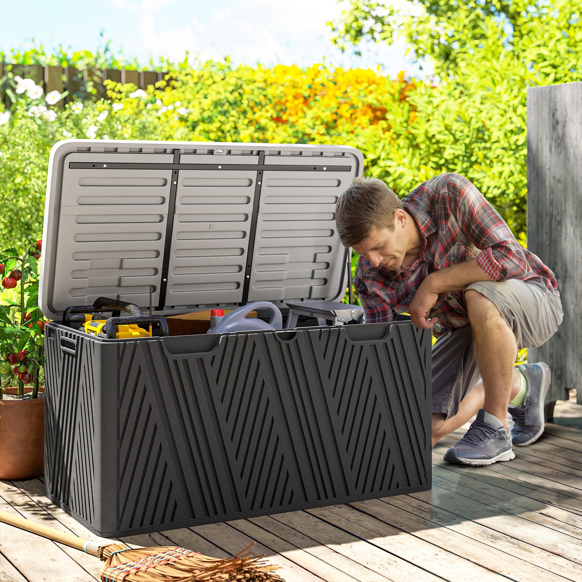 Outsunny 380L HDPE Storage Box with Lockable Lid, Waterproof