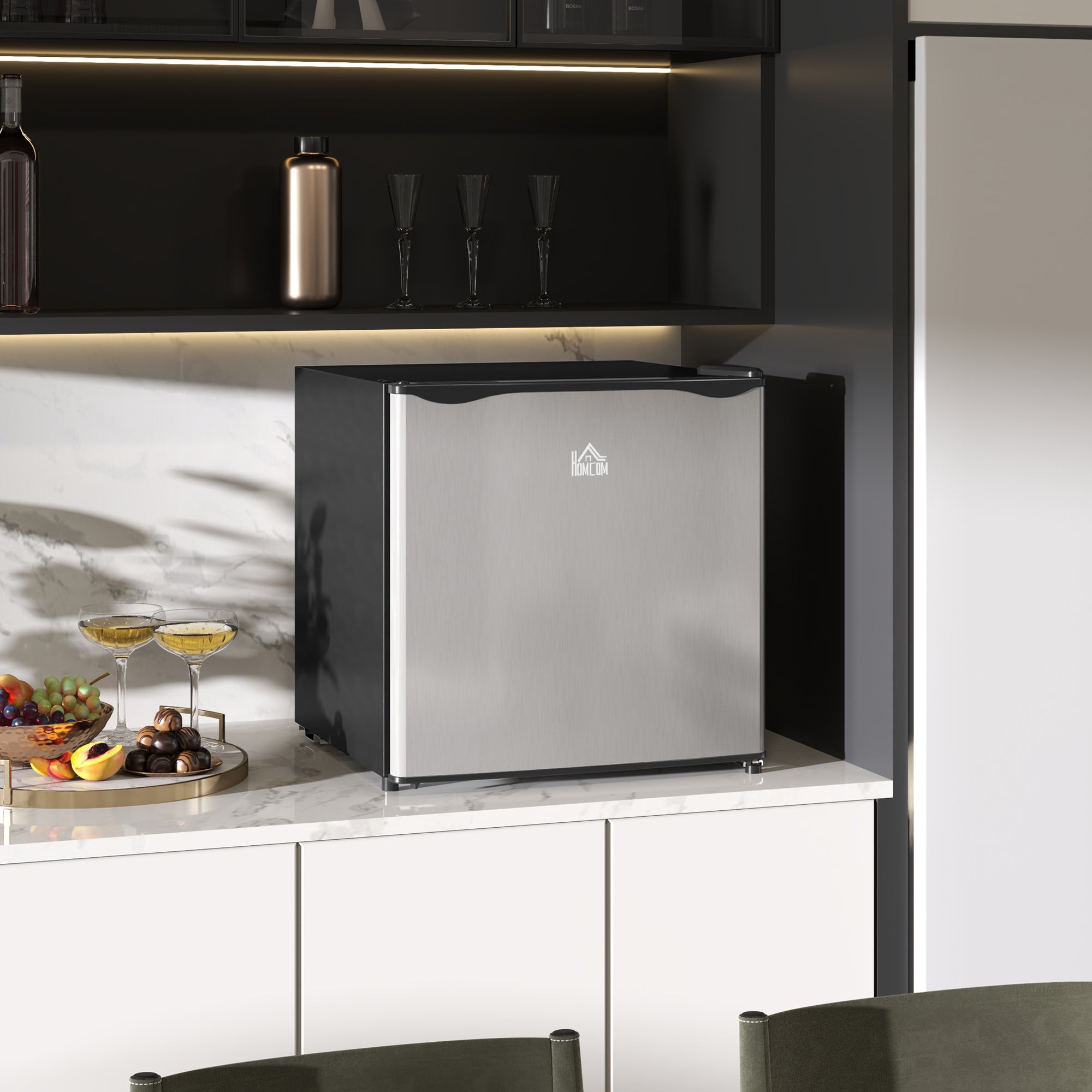 HOMCOM 46L Countertop Mini Fridge with Chiller Box, Silver