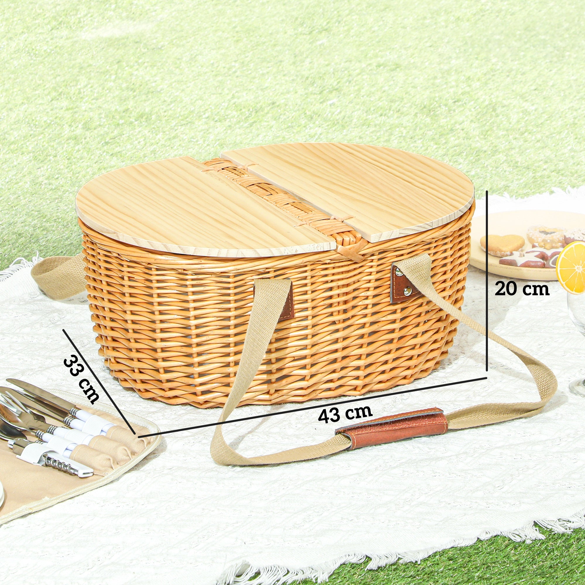 Outsunny Wicker Picnic Basket for 2 with Insulated Cooler Bag and Pine Wood Lid