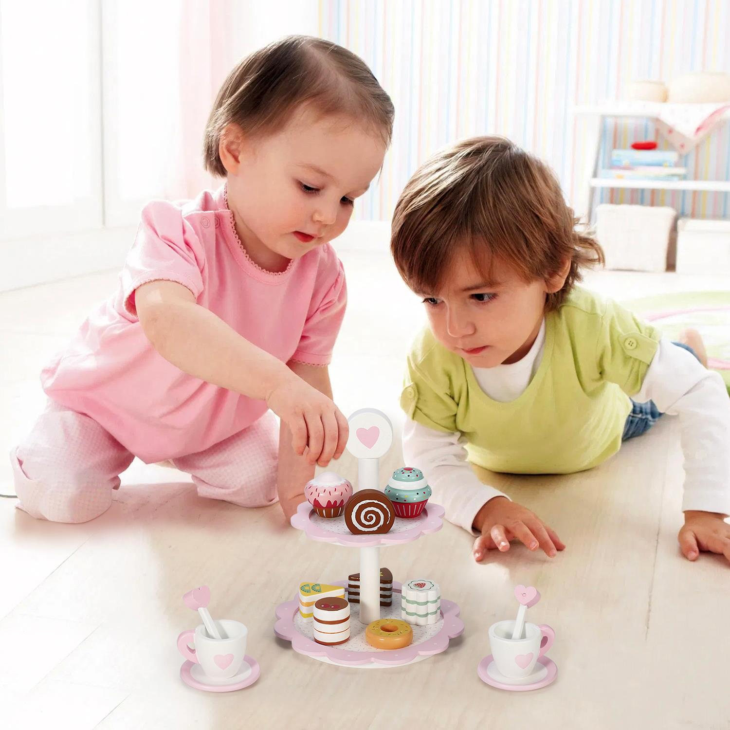 SOKA 2-Tier Dessert Cake Stand with Heart Design, 8 Cake Pieces, Pretend Play Tea Party Toy, Age 3+