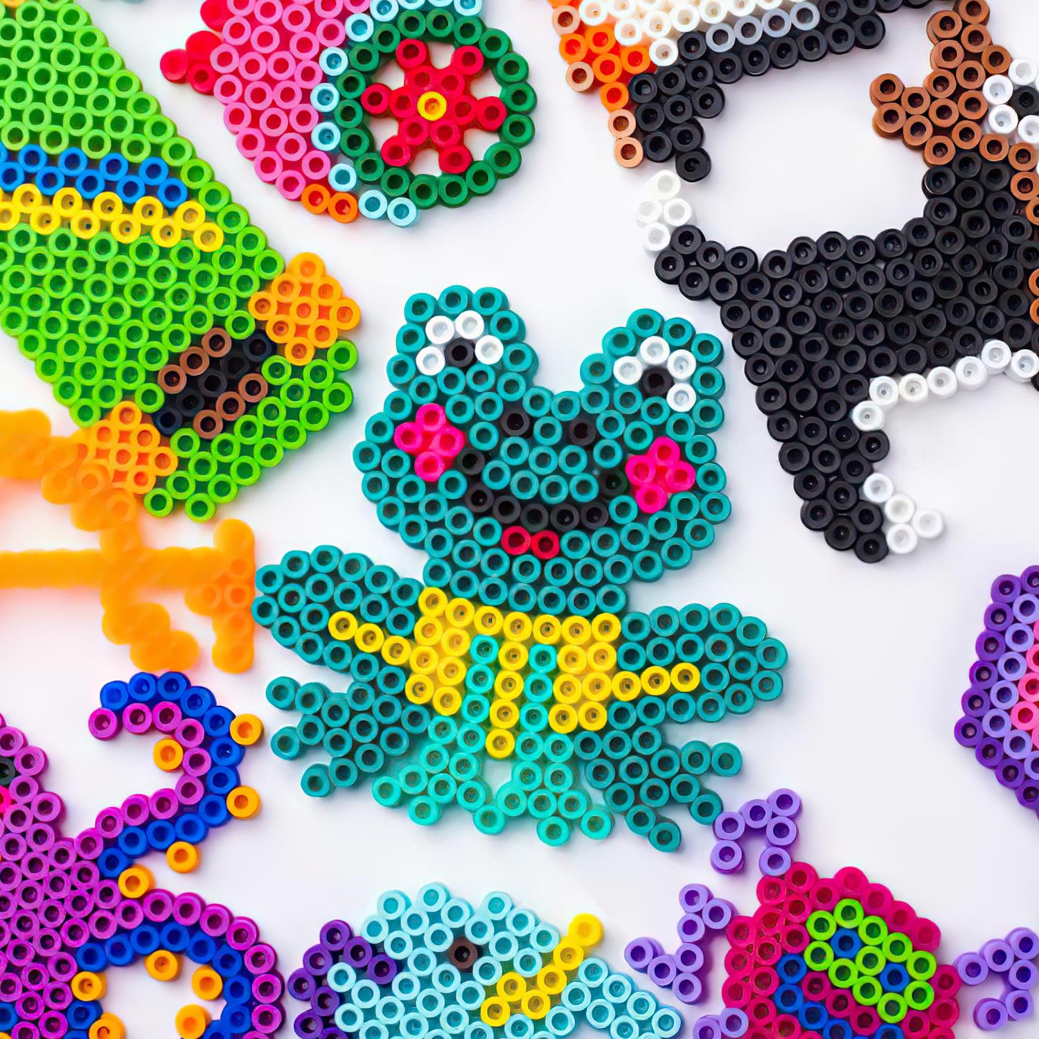 SOKA Play Imagine Learn 16000 Coloured Iron Bead Deluxe Set, Kids Craft Kit with Pegboards, Tweezers, Storage Box and Accessories, Ages 6+