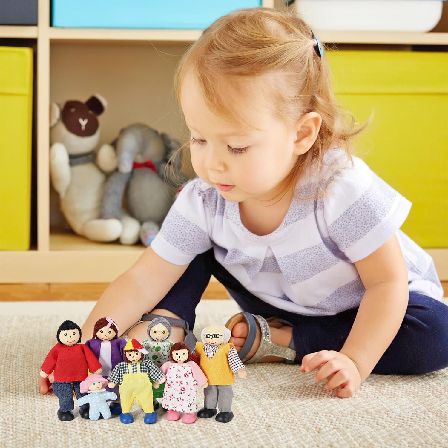 SOKA Happy Family 7-Piece Dollhouse Family Figure Set