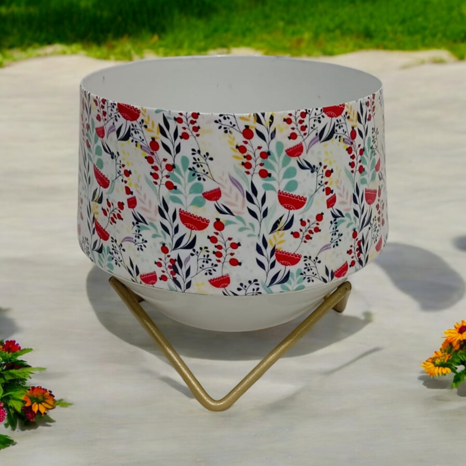 MSL 13cm Iron Planter on Stand