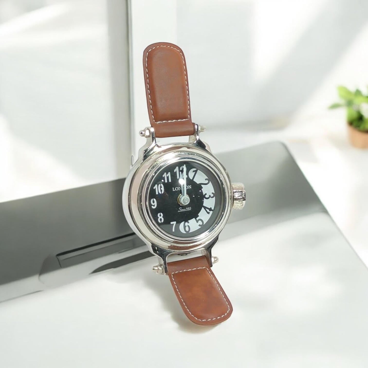 MSL Hand Finished Table Clock, Requires 1 AA Battery