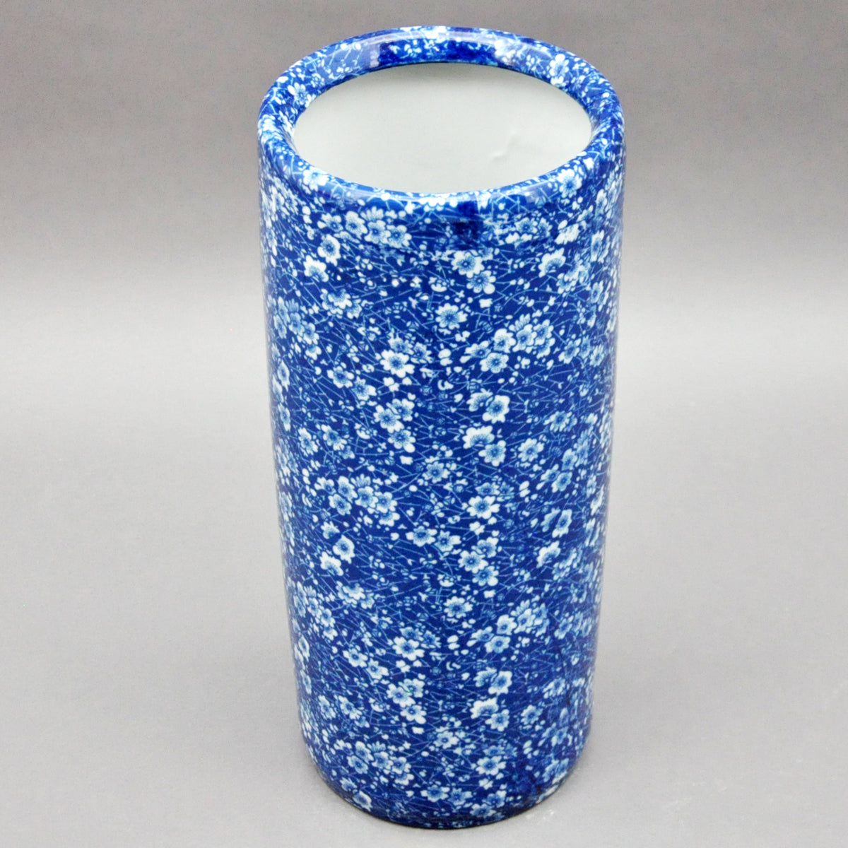 MSL 18 Inch Blue and White Umbrella Stand