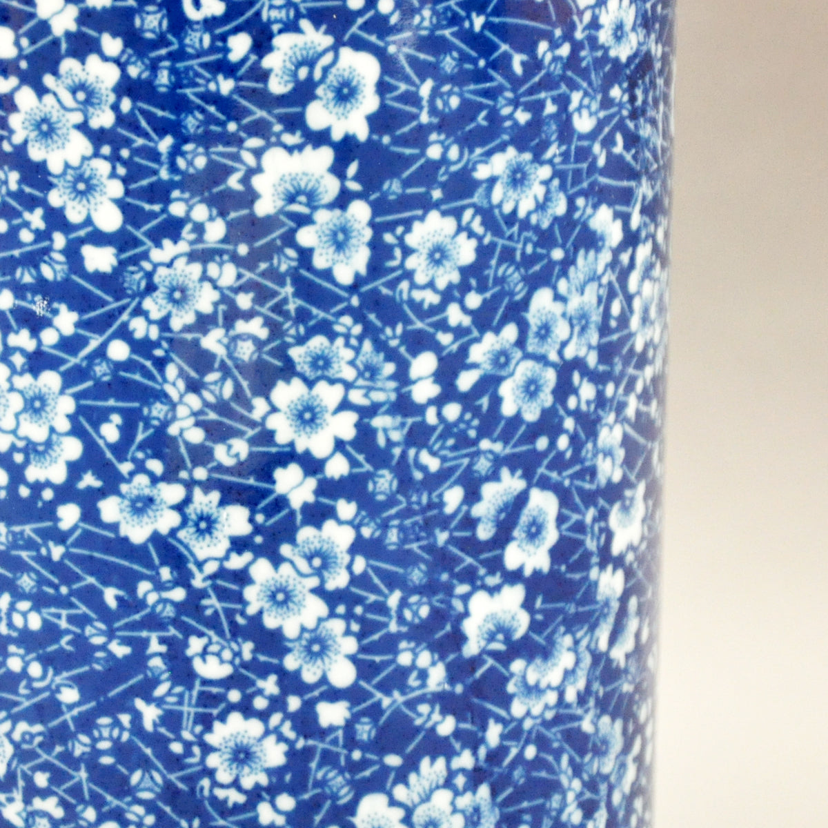 MSL 18 Inch Blue and White Umbrella Stand