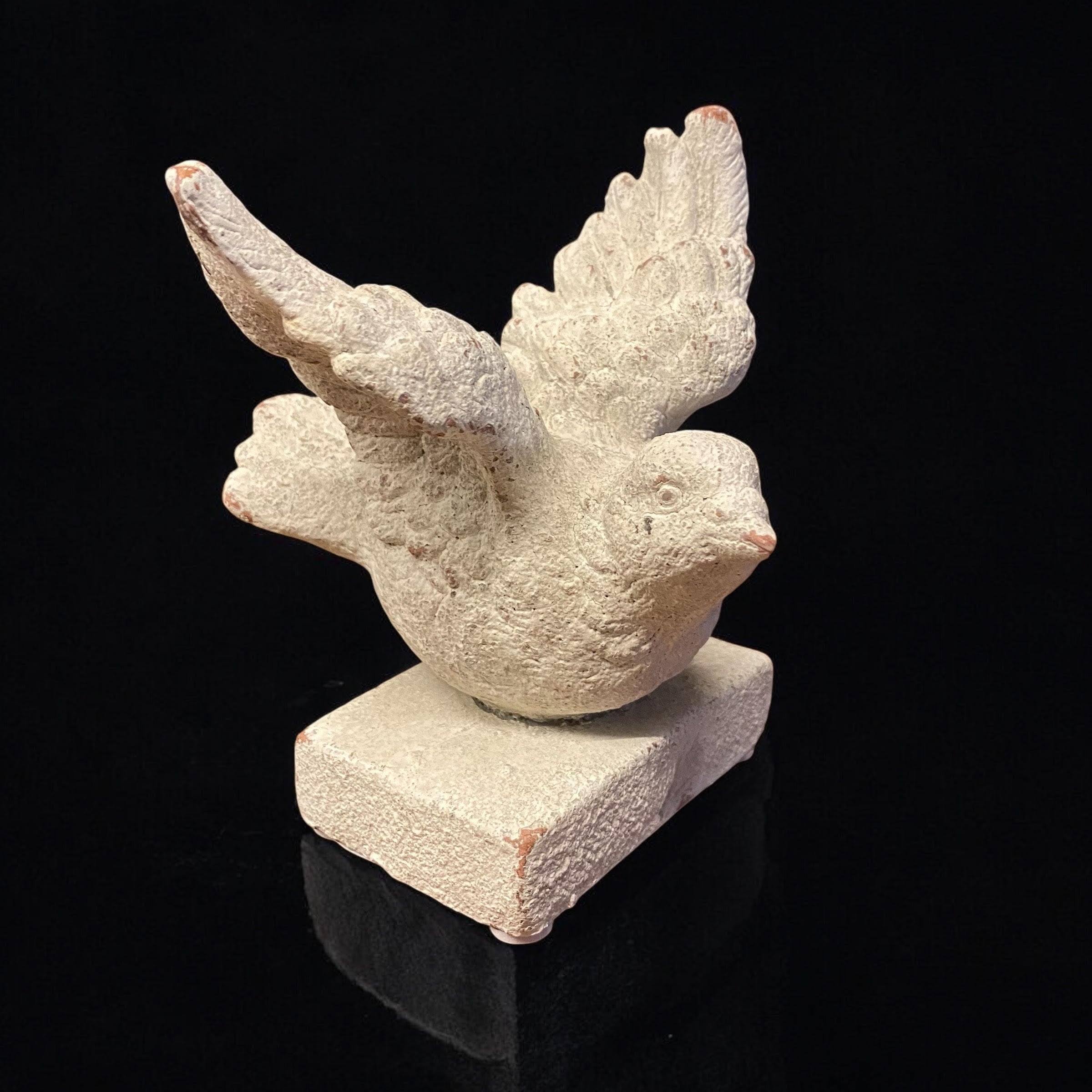 MSL 10cm Resin Bird Hand Finished Home Decor for Indoor or Outdoor Use