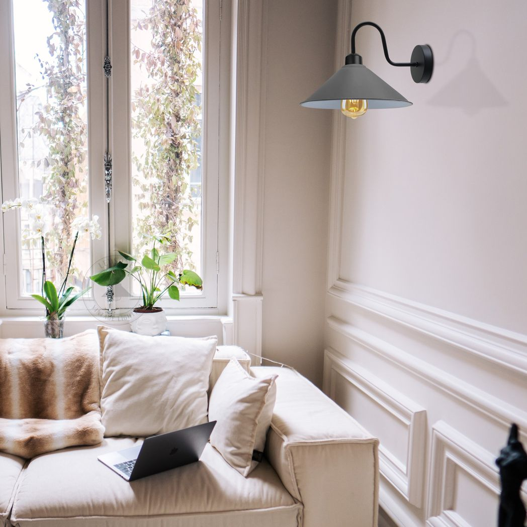 Vintage Metal Wall Sconce, E27 Base, Dimmable Indoor Light